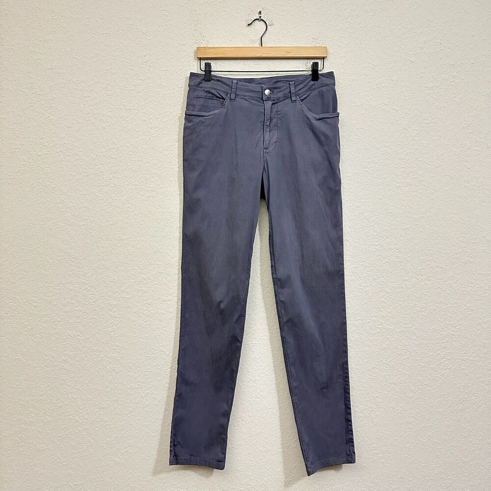 LULULEMON M's ABC Classic-Fit 5 Pocket Pant Warpstreme in Washed Grey